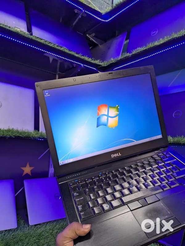 DELL LATITUDE E6410 CORE i7 8GB RAM 256 HHD DRIVE