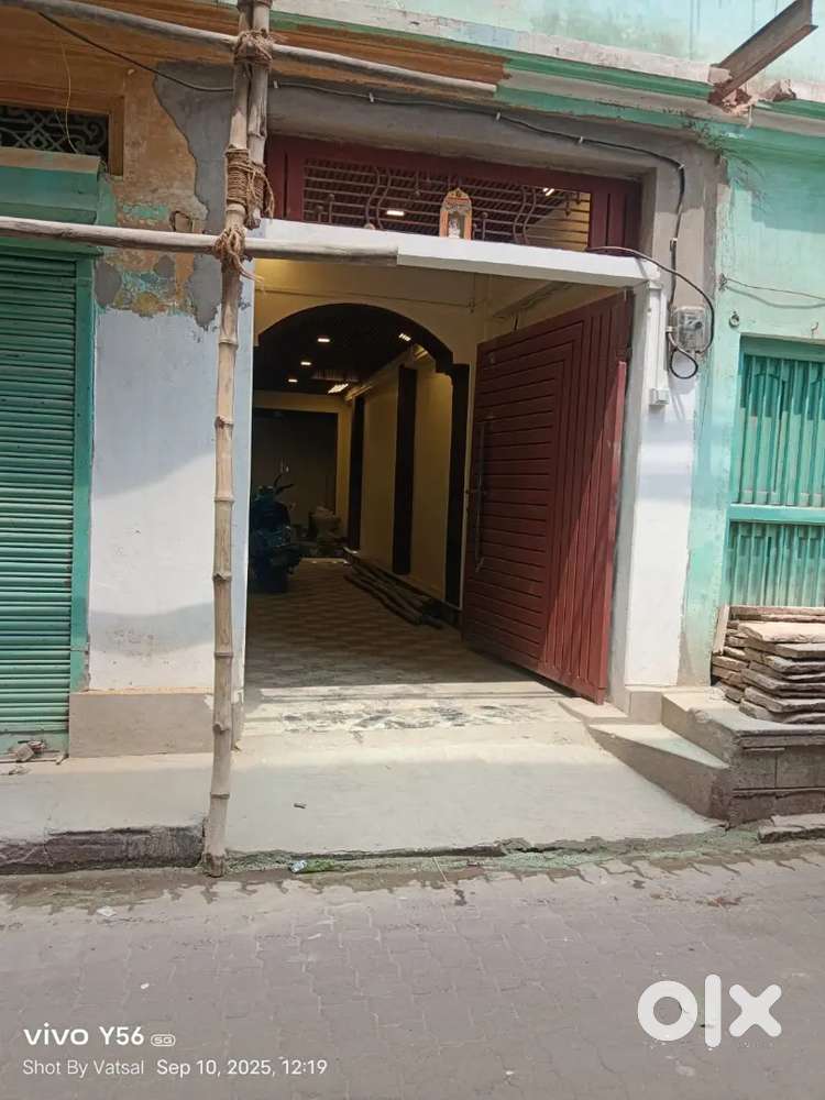 Katra for rent and 2 bkh flat also for rent