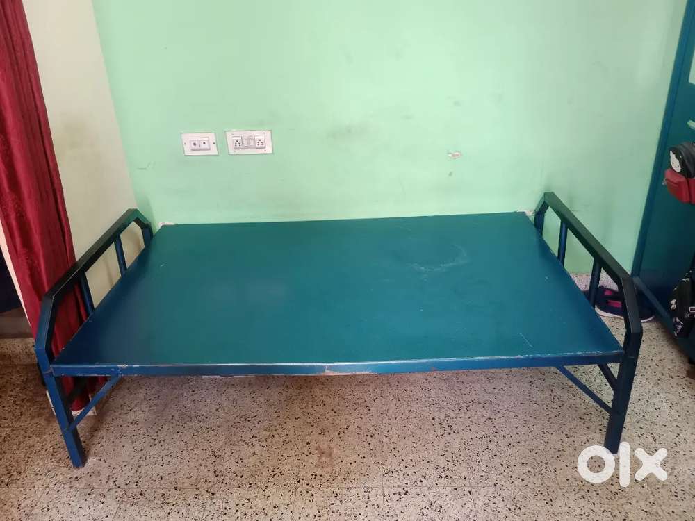 Foldable bed , iron king size bed