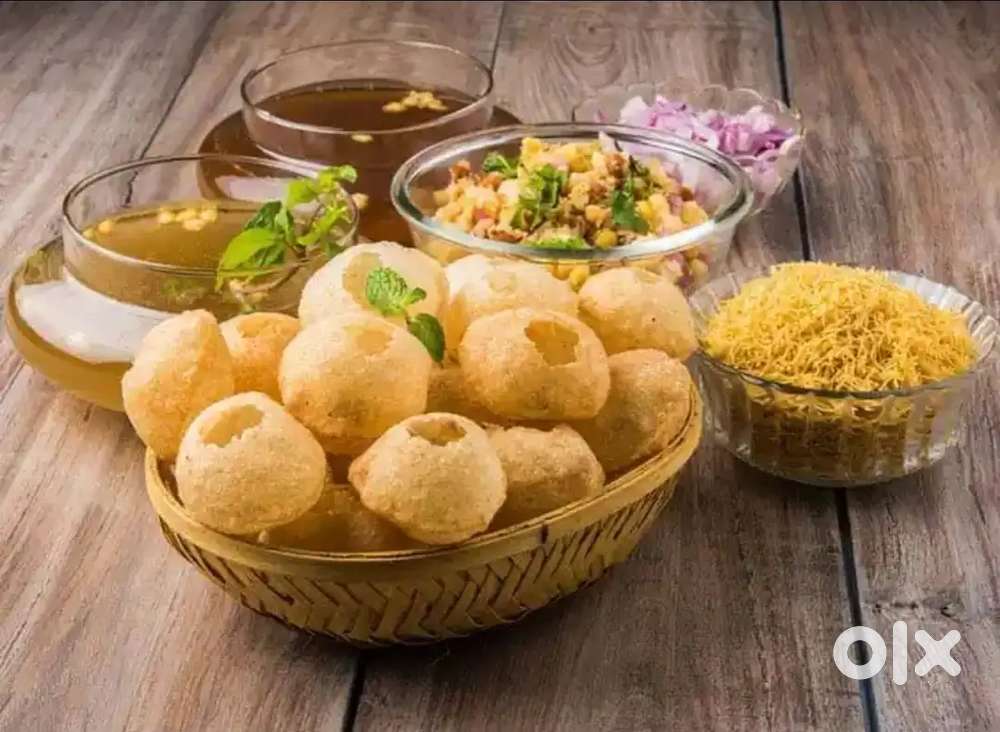 Panipuri cart boy