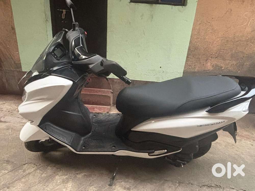 Good condition No scratches. ️