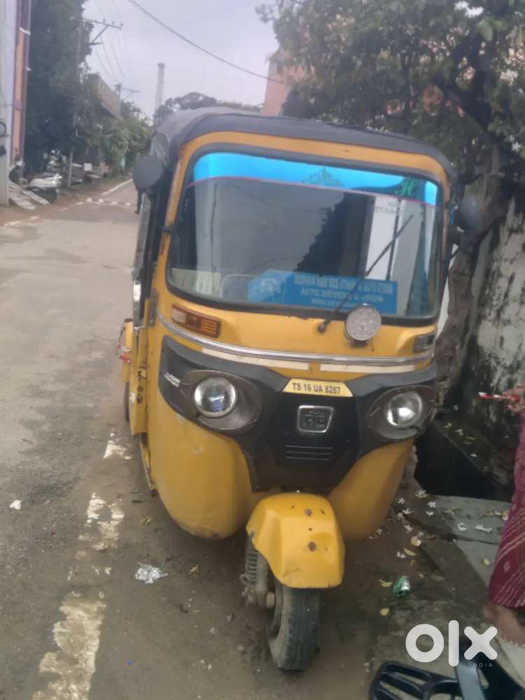 Bajaj auto 2016