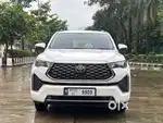 Toyota Innova Hycross 2.0 GX 7 STR, 2023, Petrol