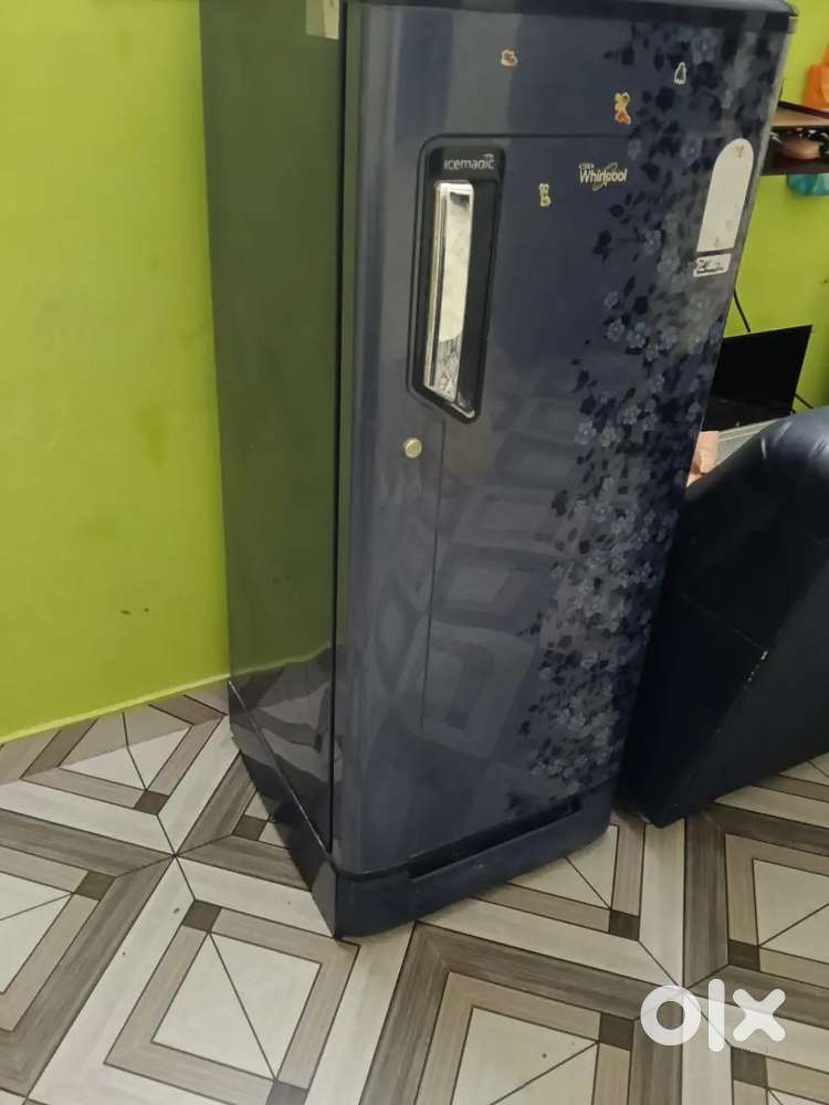 180 L fridge for sale...