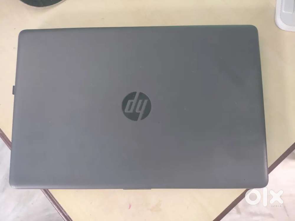 Laptop HP 250 G7 22A67PA