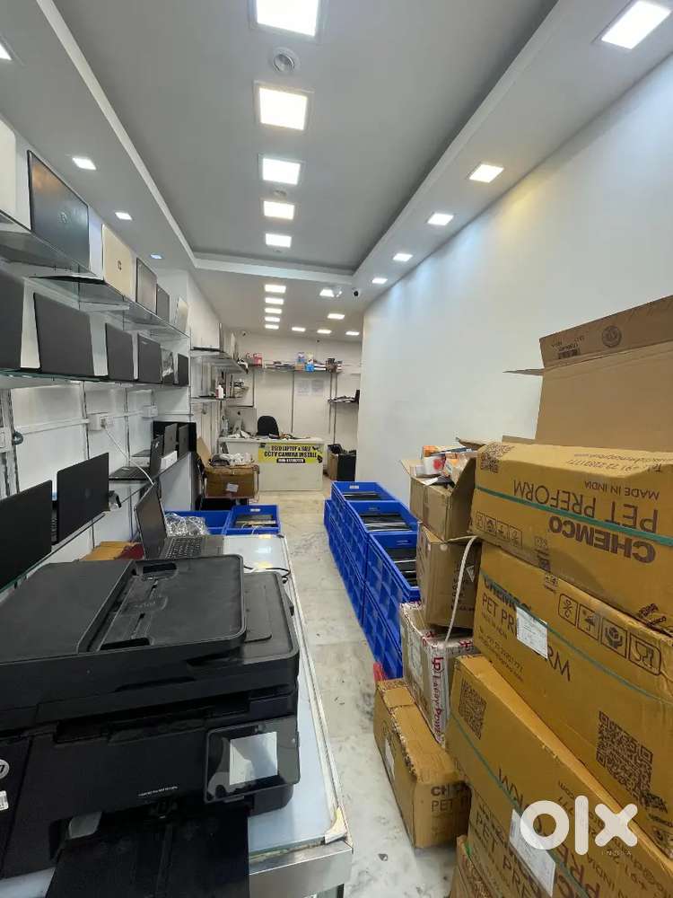 Second hand Laptop Showroom  ( LAPTOP PLANET)