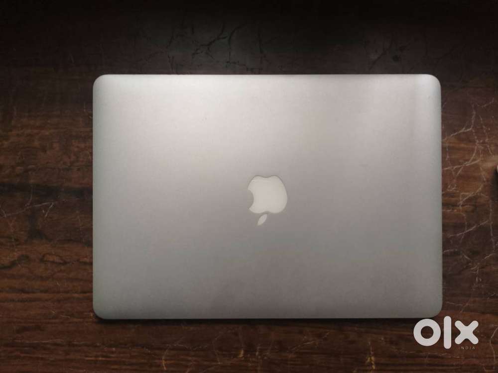 Mac Book Air Repair Condition With Working Adapter