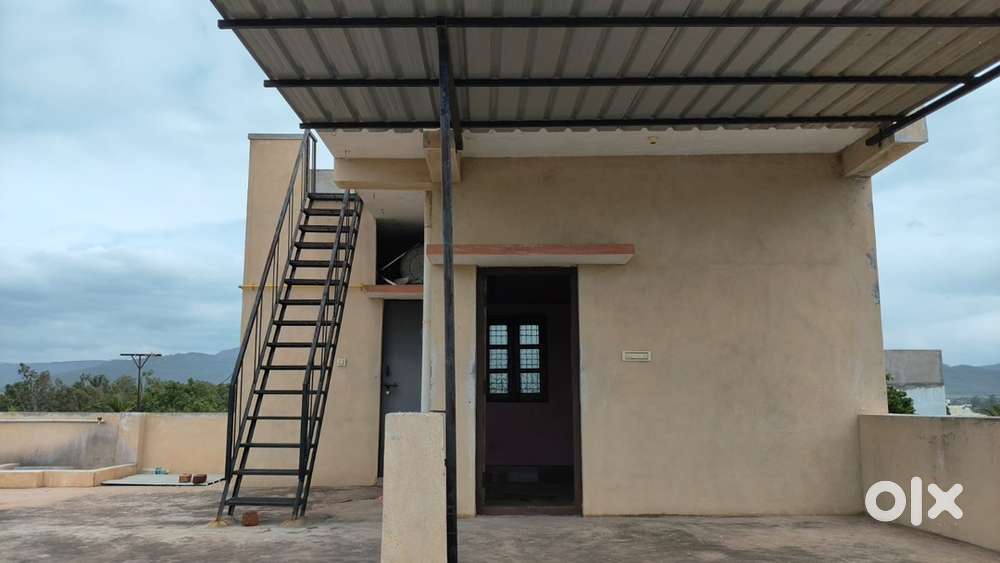 For rent and bachelors are allowed