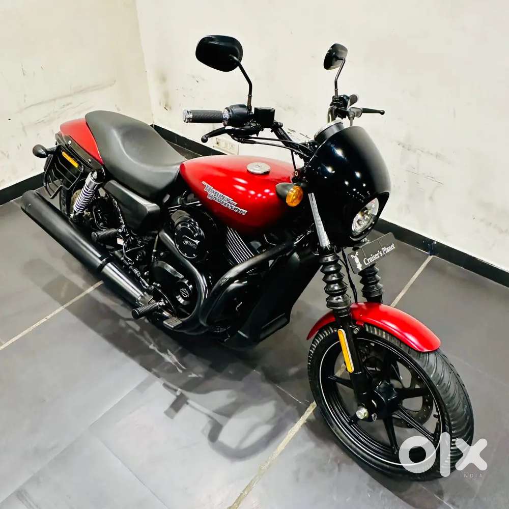 HARLEY DAVIDSON STREET 750