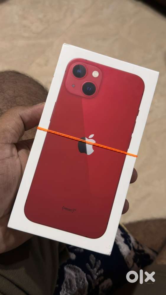 Iphone 13 128gb red colour mobile