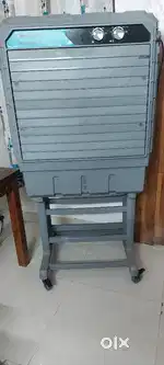cooler for sale for big area (1 year old)