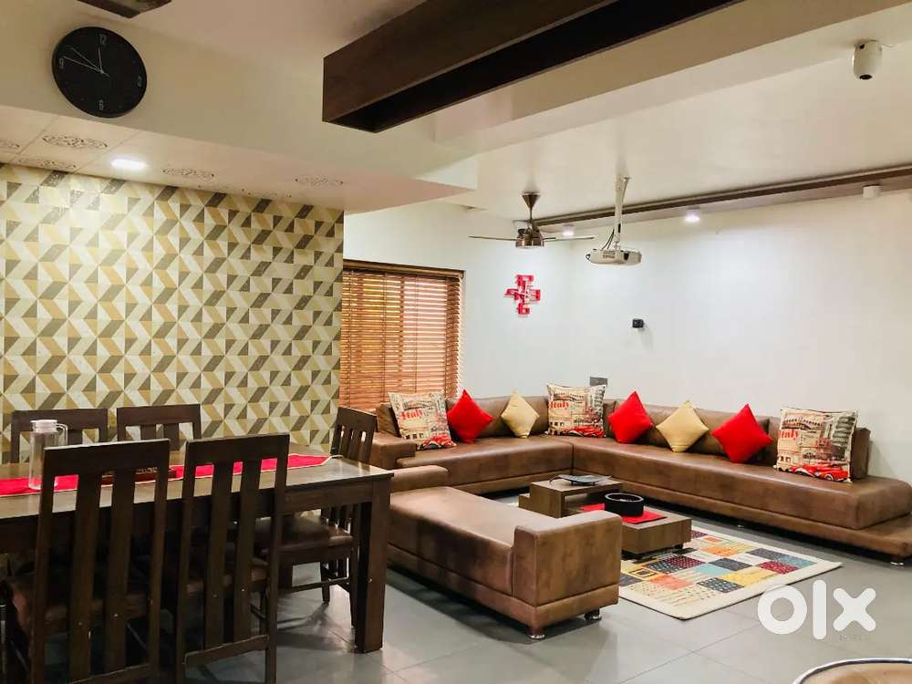 Nice & New 3 bhk full furnished high rise flat near Alap Green City