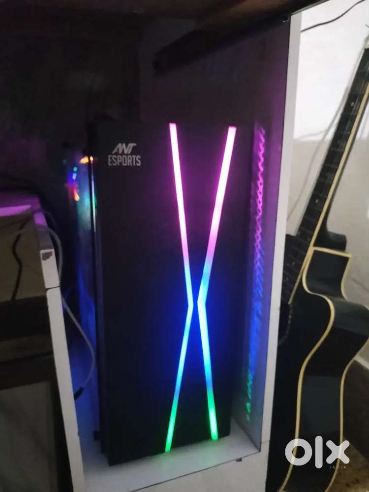 Gaming Pc Ryzen 7 5800x and 7600xt graphic card equivalent to RTX 4060