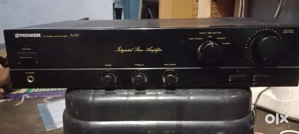 Poineer sterio amplifier