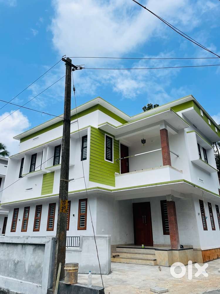 3BHK Home For Sale In Kunnamangalam