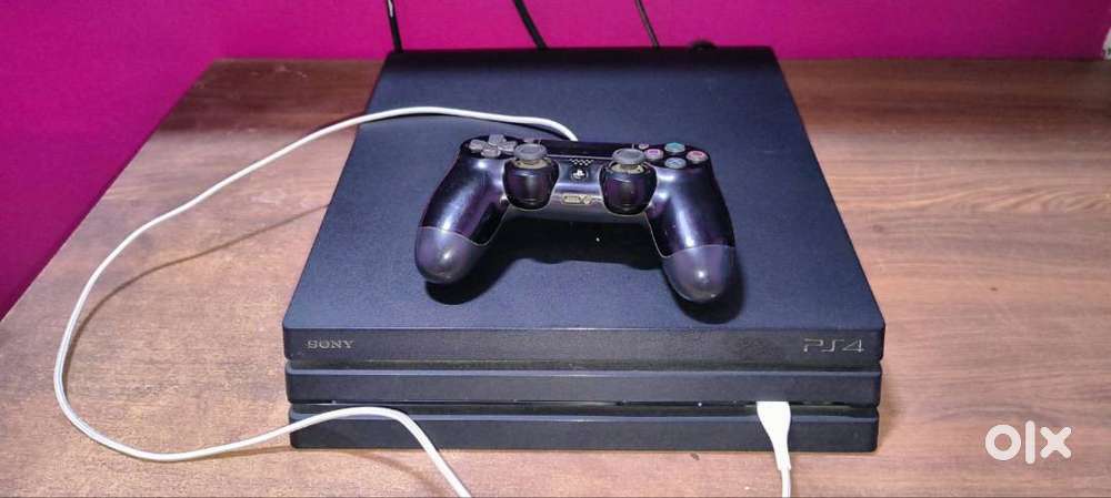 PS4 Pro 1TB – 4K Gaming Console, Perfect Condition