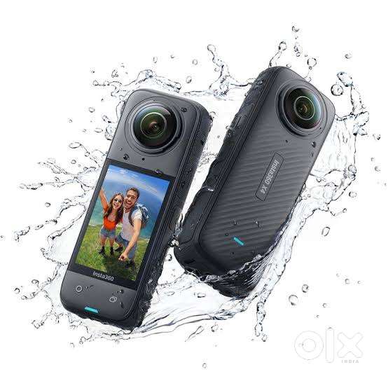 Insta360 X4 (8K 360° Action Camera) — Full Combo Pack