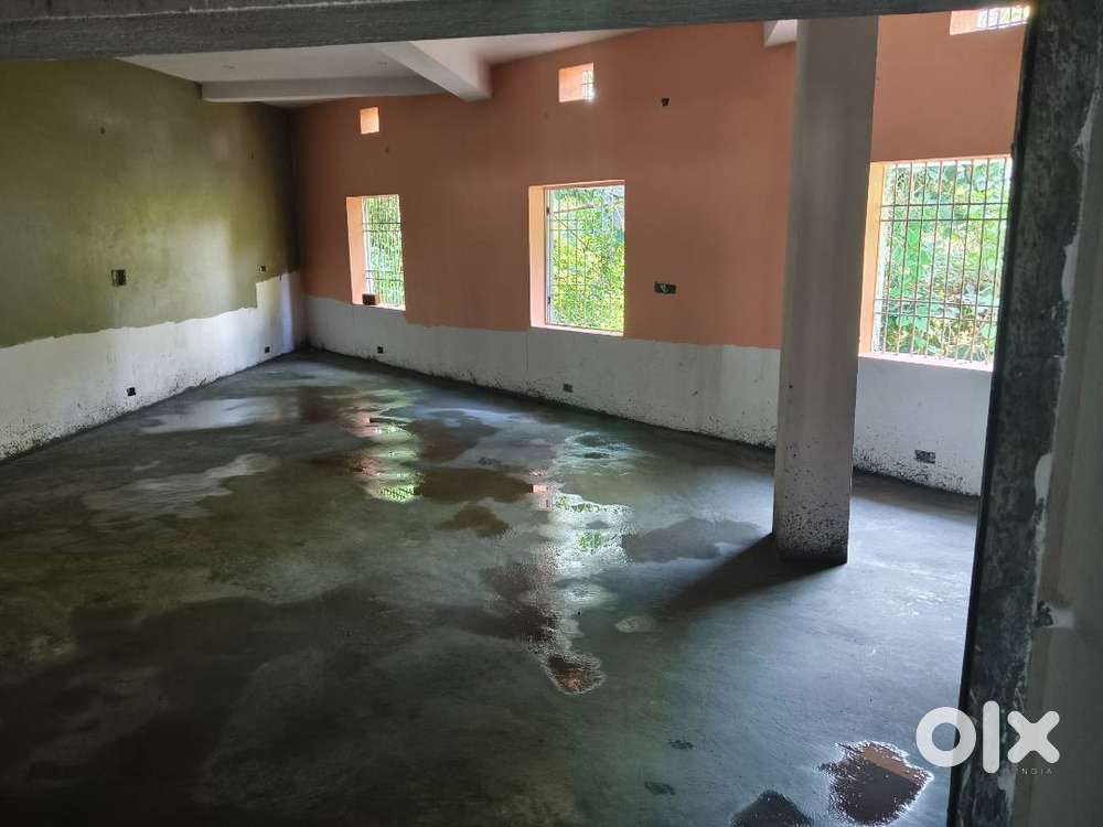 Newly constructed shop 700 square available for rent near tiwari chowk