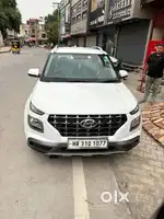 Hyundai Venue 11/ 2019 Petrol 73364 Km Driven