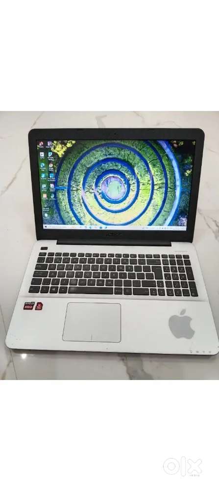ASUS LAPTOP 7TH GEN AMD