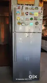 350 ltr forst free refrigerator