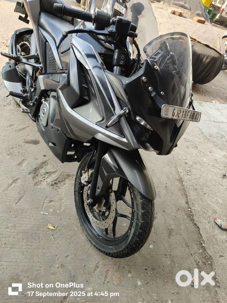 Pulsar rs 200