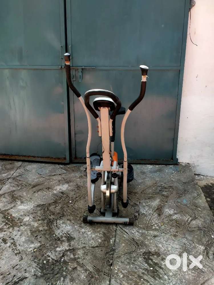 Bodyline air bike fitness cycle