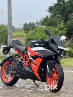 Ktm rc200 With abs breaking