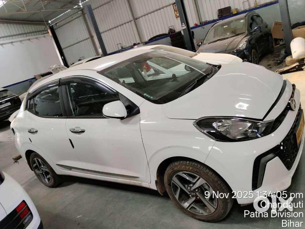 Ola Uber me car chalani hai