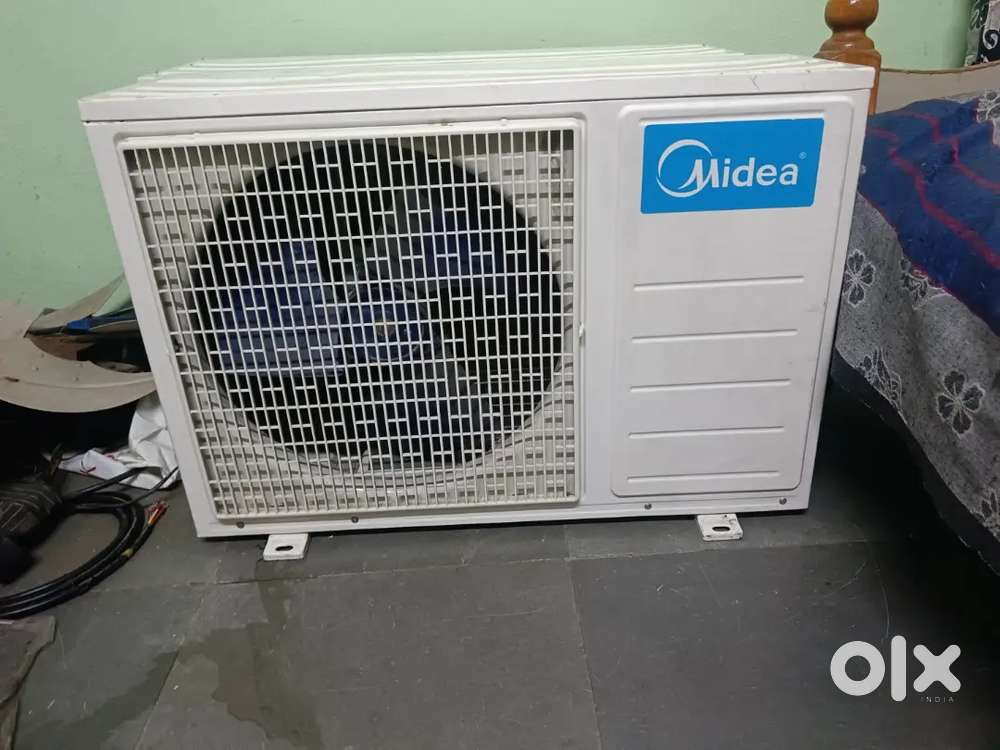 Midea 1 ton ac 2pic available no gas 2021 model