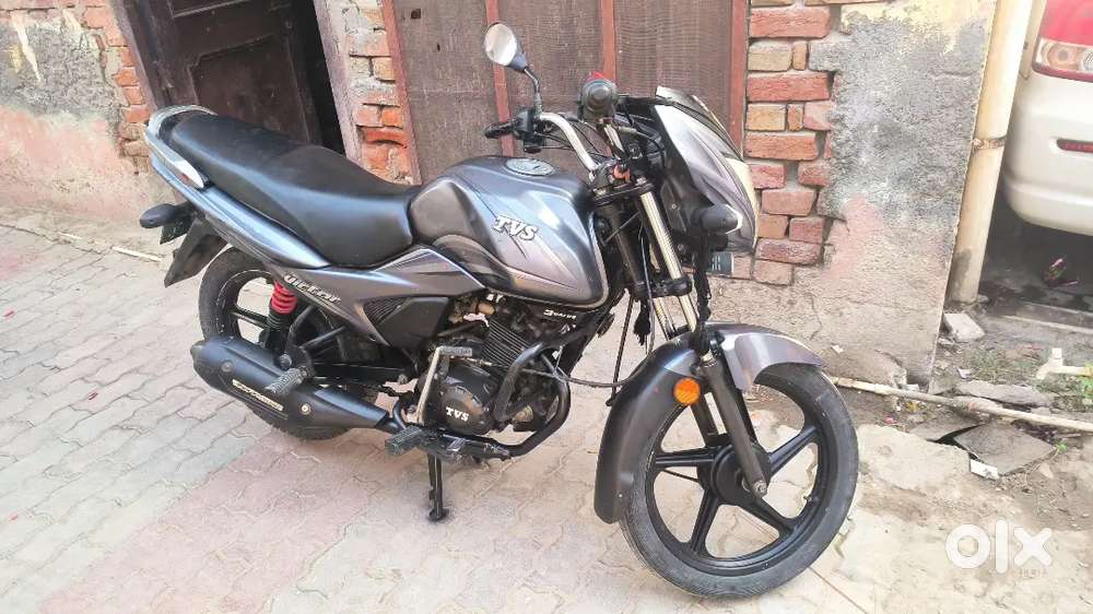 First onwer 8 year insurance