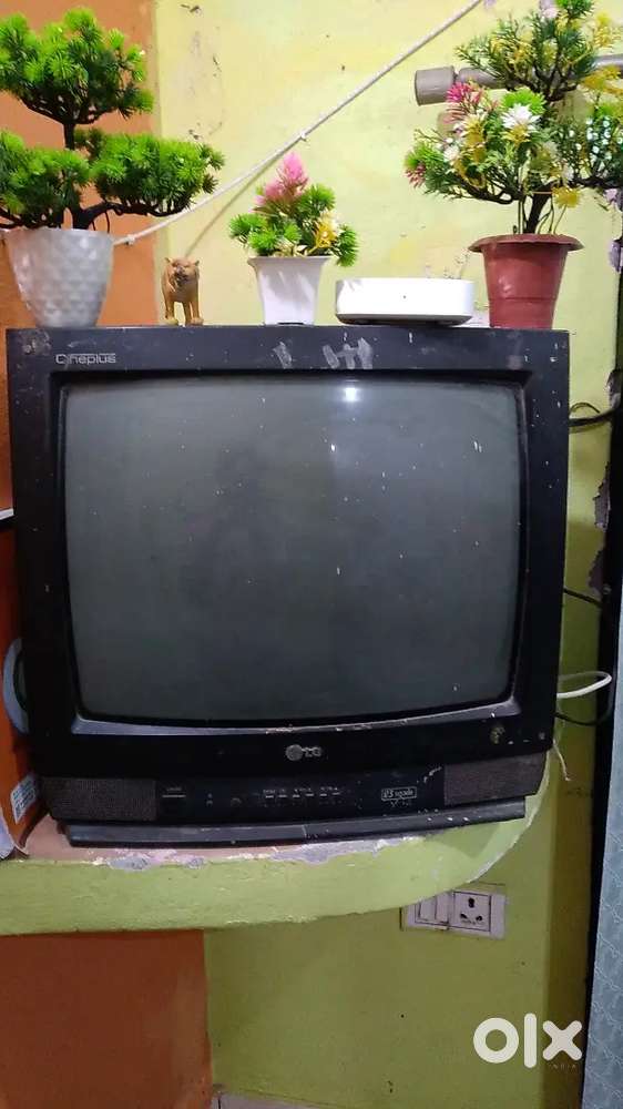 LG TV in good condition