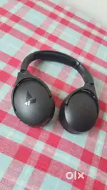 Boat Rockerz 551ANC Headphones-Excellent condition