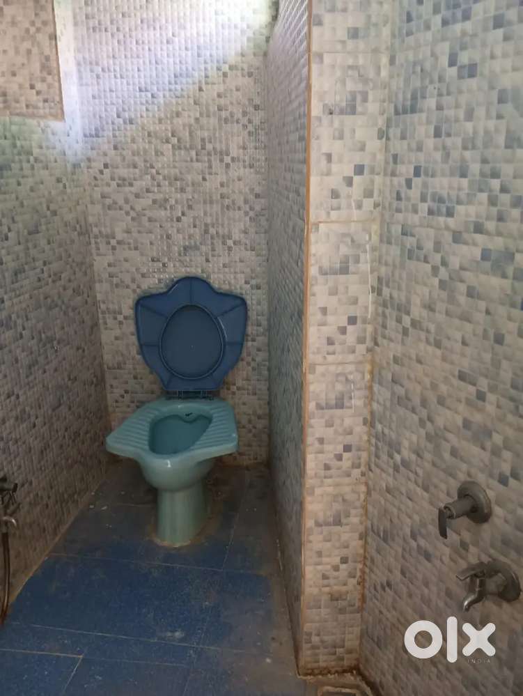 1 Large room on Rent