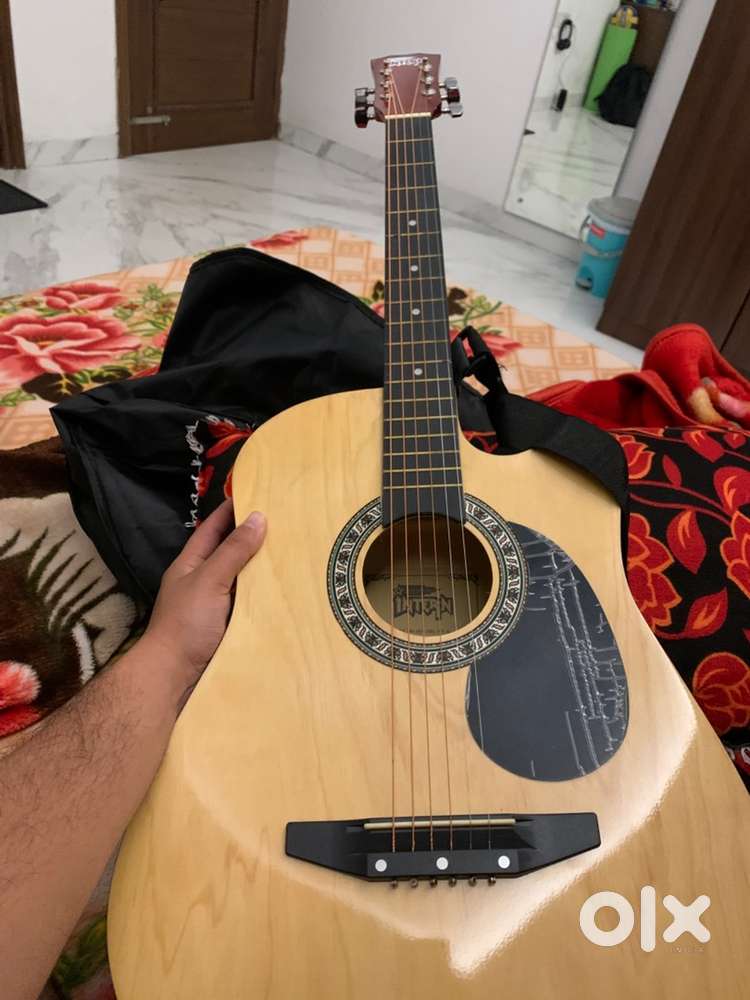Brand new guitar for sale @3500