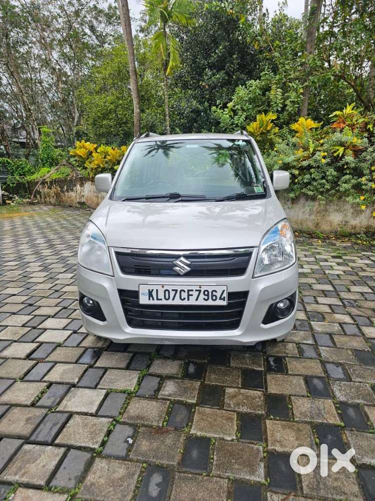 Maruti Suzuki Wagon R VXI AMT1.2, 2016, Petrol