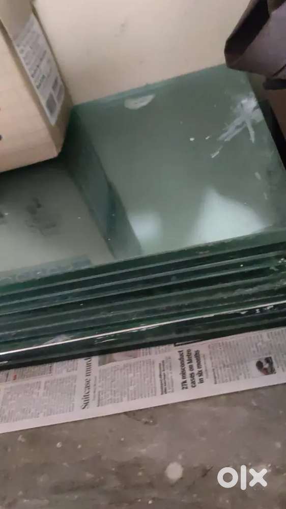 Glass & Steel Rackdls