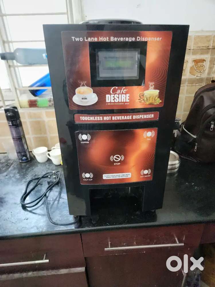Coffee and tea machine
