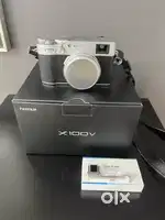 Fujifilm x100v 26.1MPCompact Digital Camera Silver Accessory pre owned
