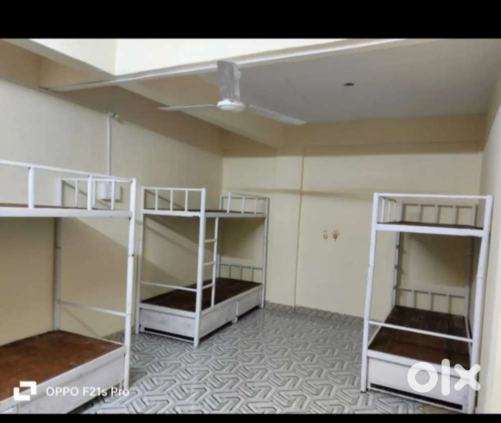 PG ROOM (only for boys)