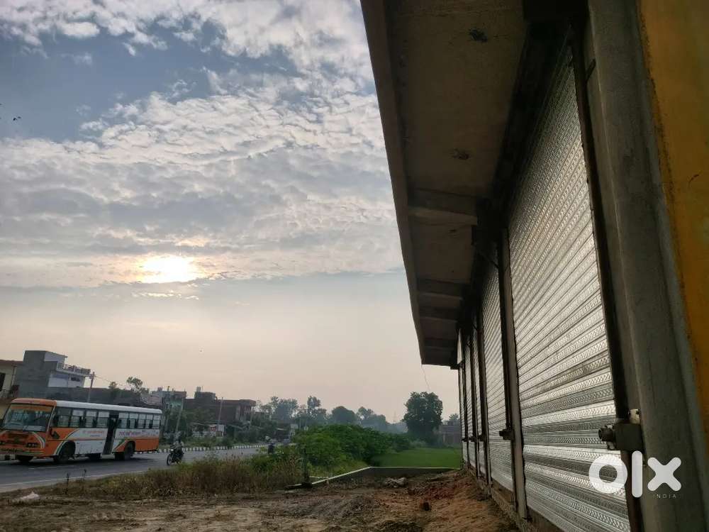 RENT FOR SHOP AND OFFICE