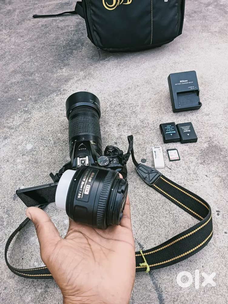 Nikon 5300 D 70/300 aur 35 mm lance 2 battry aur bag 32 जब memory card
