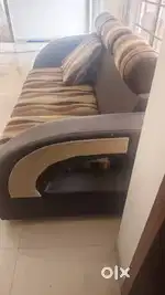 Want it sell 3 seater sofa immediately