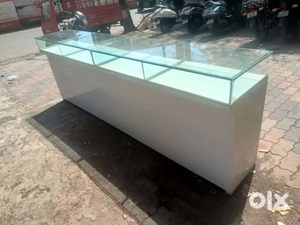 Mobile shop table
