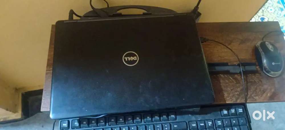 Internal ram:-  8.00 gb 
Graphic card:- 128 GB