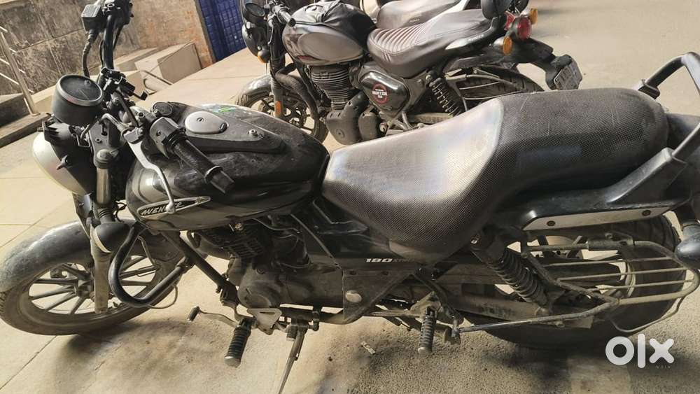 Avenger street 180 cc. 2nd owner