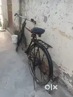 सस्ते में साइकिल बेचनी है