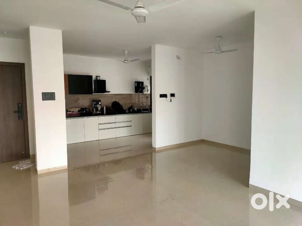 3 bhk semi furnished luxury flat for rent Hadapsar solapur road