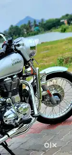 Royal Enfield elaktra 350 brand new condition 1owner fancy number