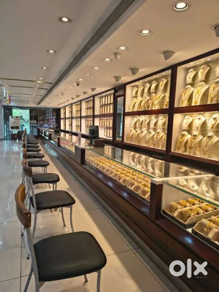 !! LIMITED VACANCY AVAILABLE FOR JWELLERY SHOWROOM IN RAIBARELI CITY!!